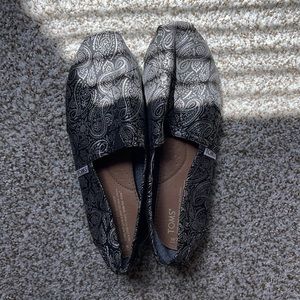 Womens Toms